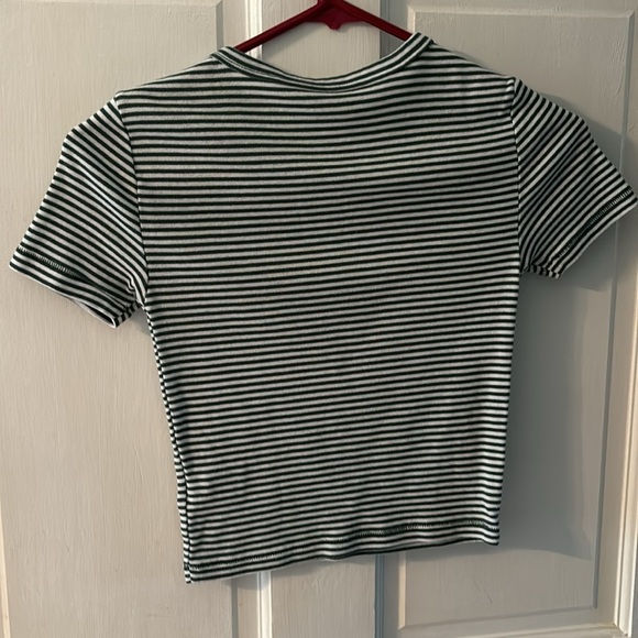 American Eagle Tee WORN ONCE - Picture 2 of 3